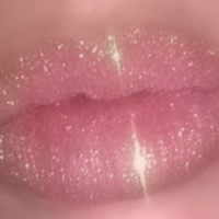 Review: Diamond In The Buff - Glitter Lips By Beauty Boulevard
